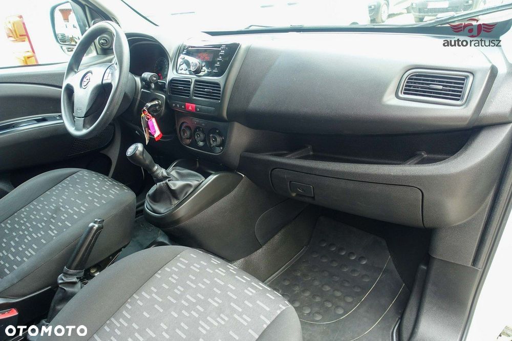 Opel Combo - 18