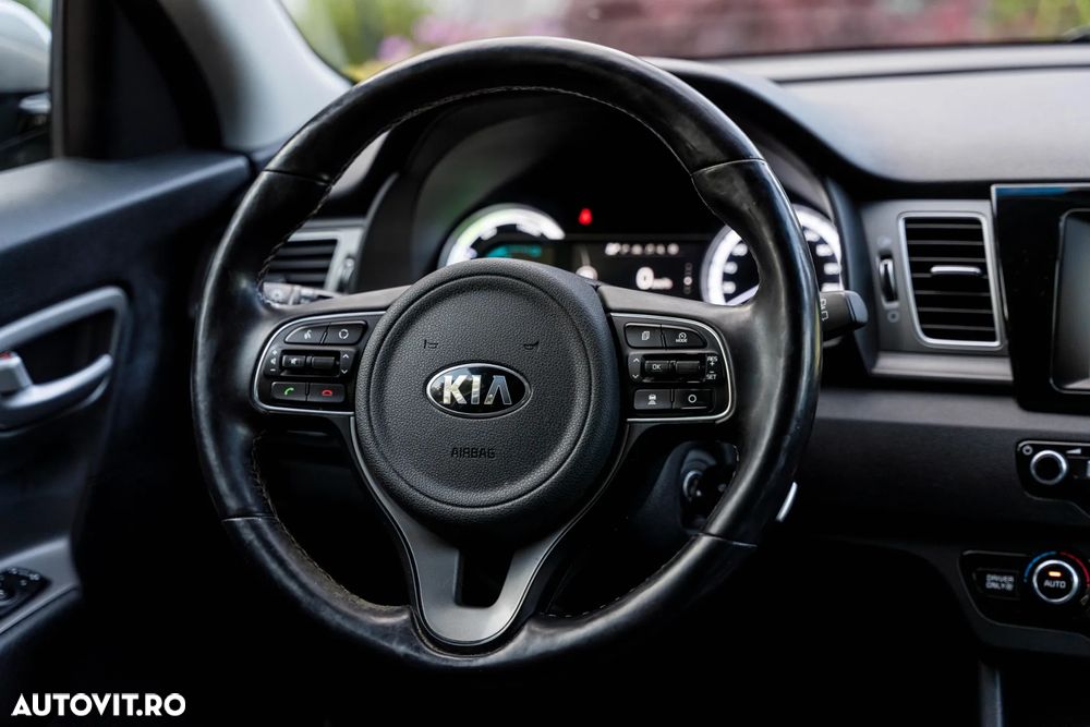 Kia Niro 1.6 GDI HEV 2WD OPF Aut. Spirit - 17