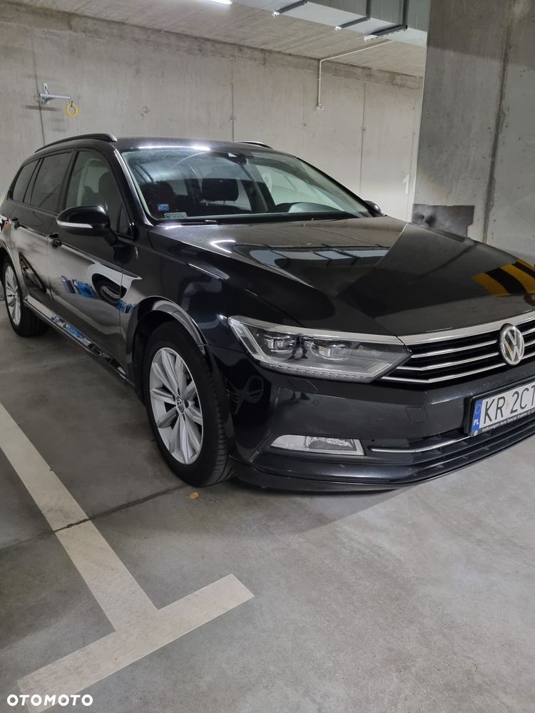 Volkswagen Passat 2.0 TDI SCR Comfortline - 5