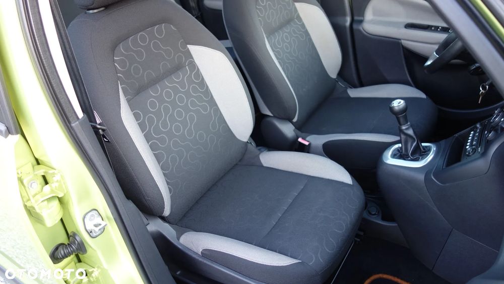 Citroën C3 Picasso 1.4i Exclusive - 32