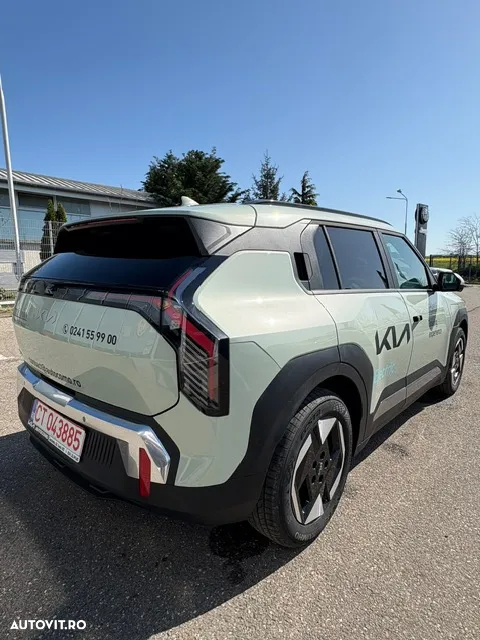 Kia - 6
