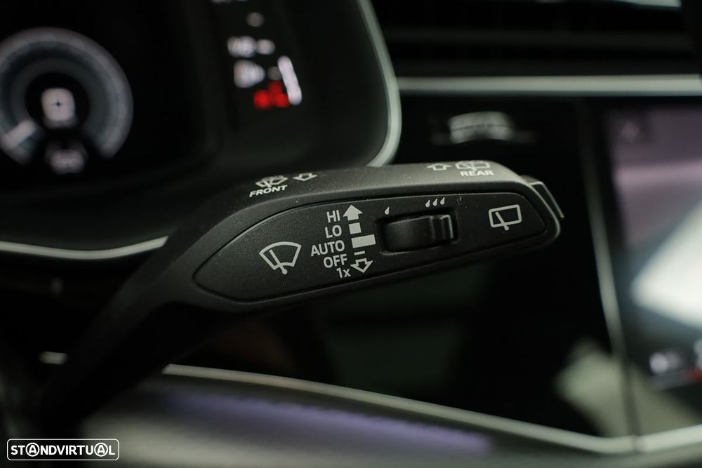 Audi Q8 55 TFSIe quattro Tiptronic - 20