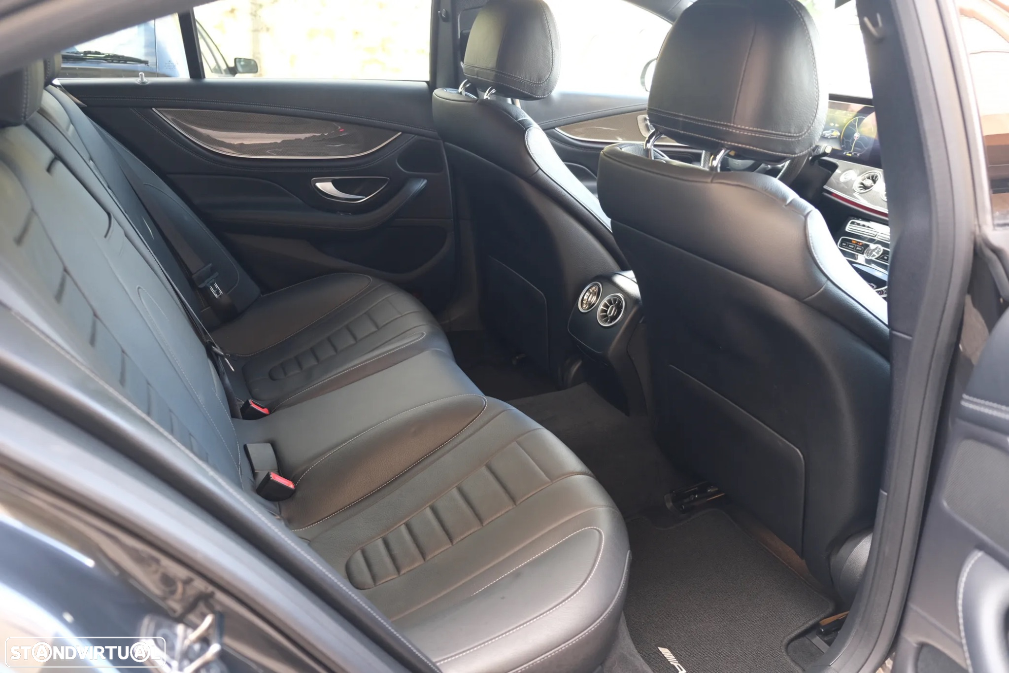 Mercedes-Benz CLS 300 d AMG Line - 14