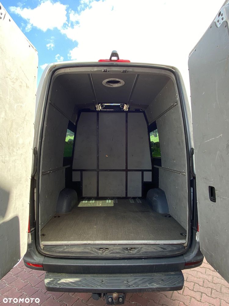 Mercedes-Benz Sprinter - 17