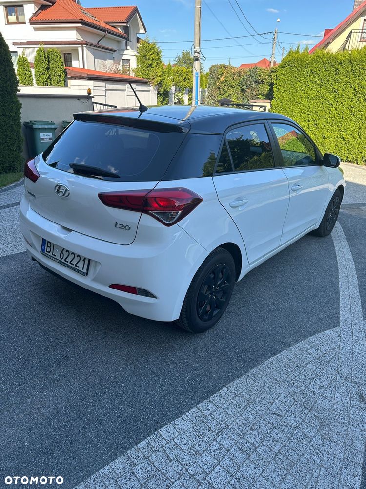 Hyundai i20 1.1 CRDi Passion - 10