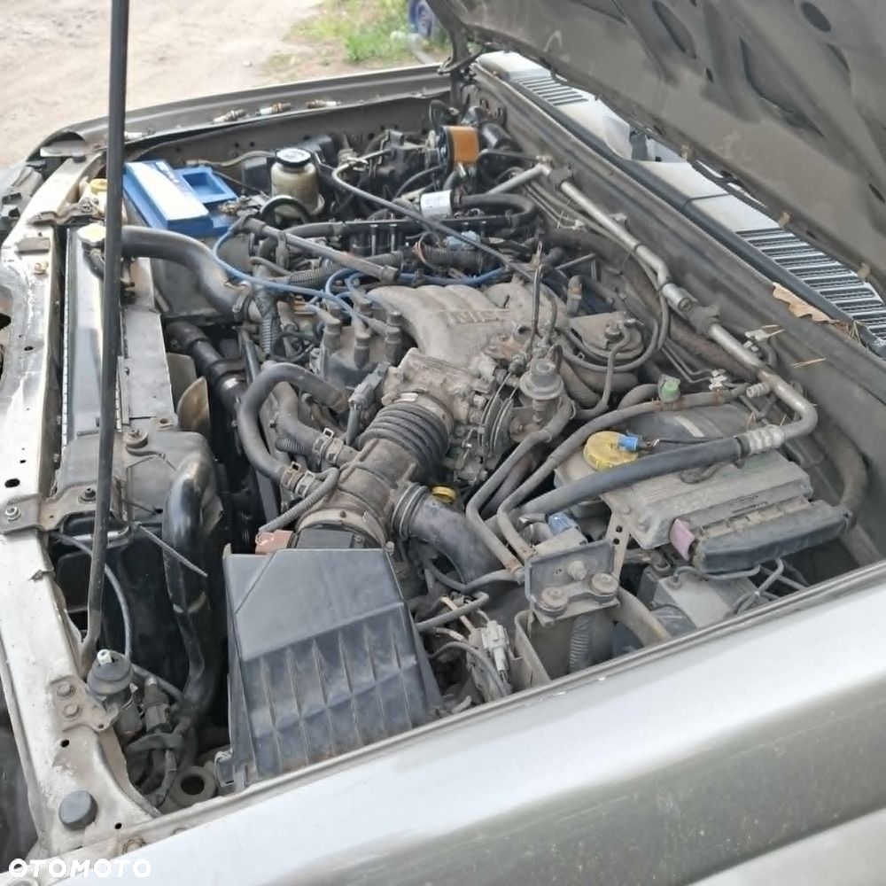 Nissan Xterra 3.3 V6 SE - 9