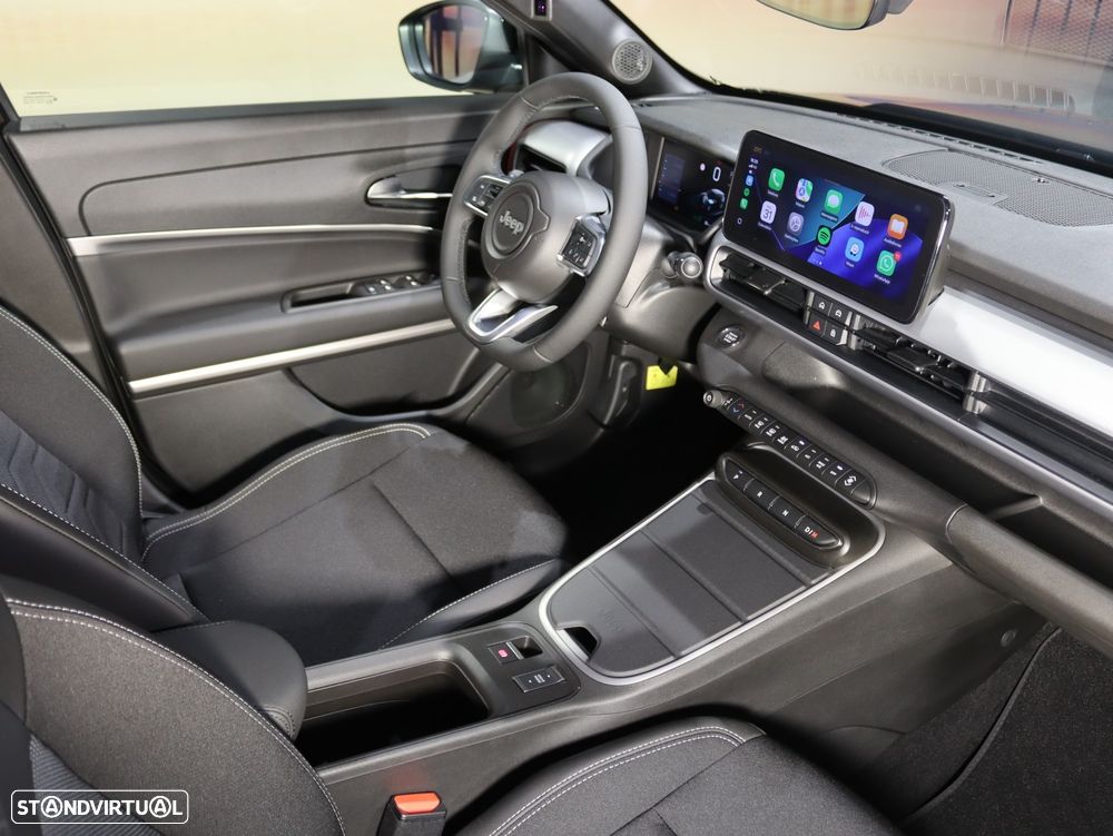 Jeep Avenger 1.2 e-Hybrid Altitude DCT - 16