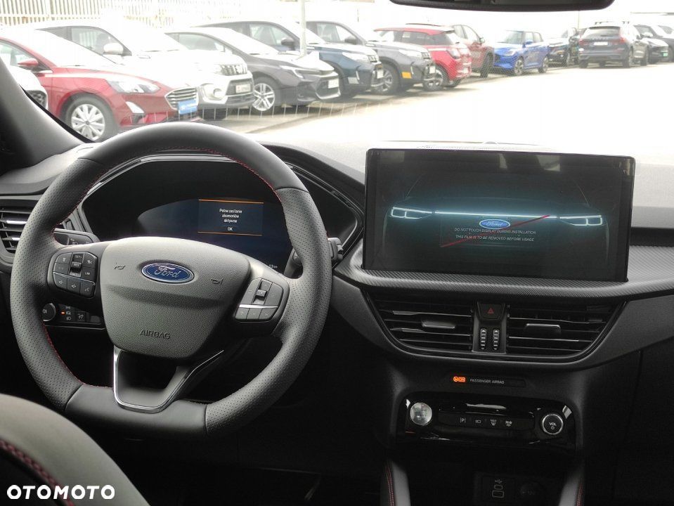 Ford Kuga - 12