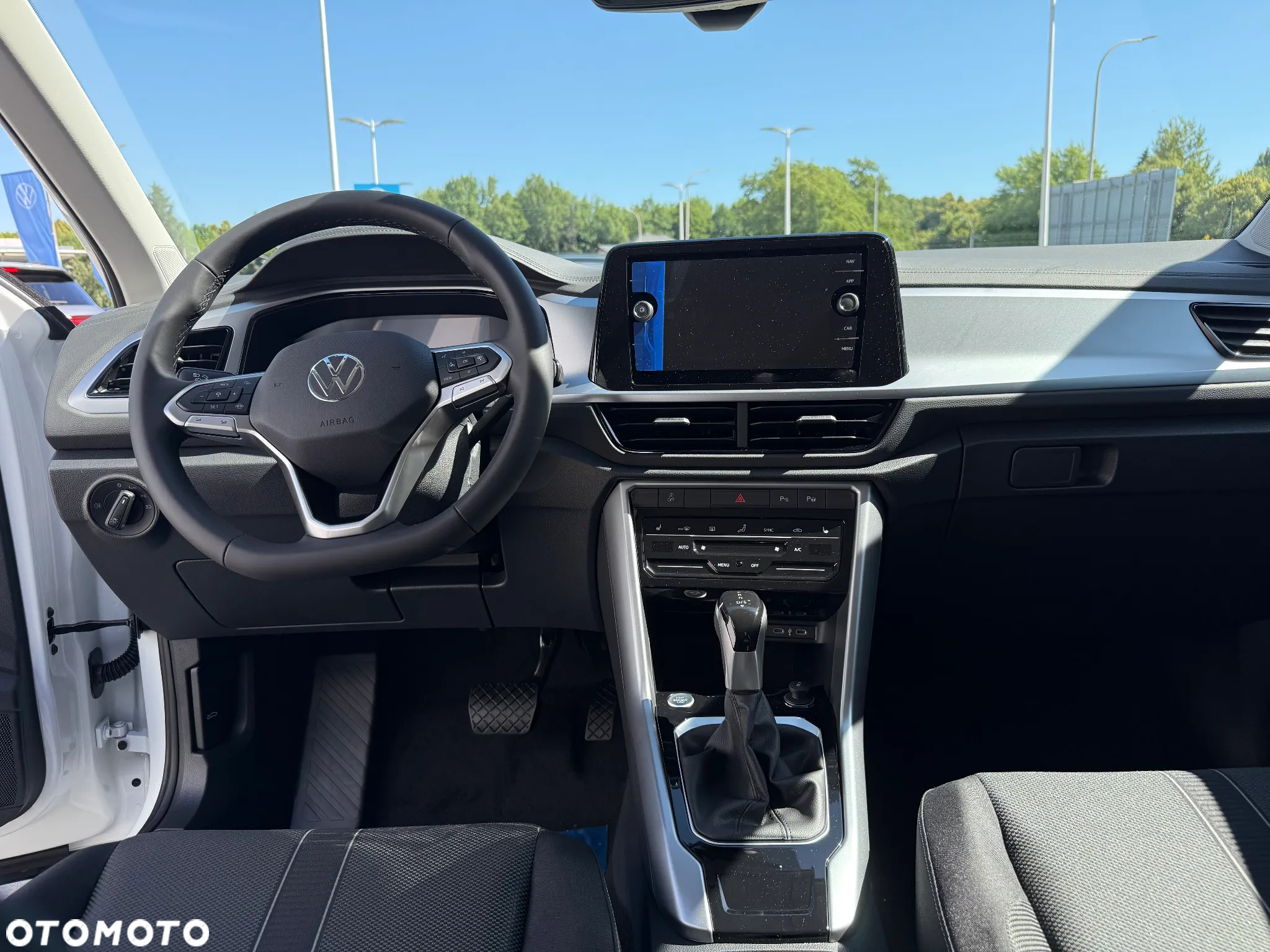 Volkswagen T-Roc 1.5 TSI Life Plus DSG - 8