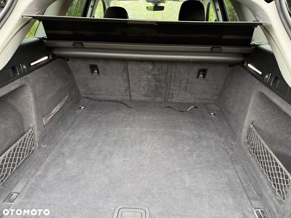 Audi A4 Avant 2.0 TDI ultra DPF Attraction - 12