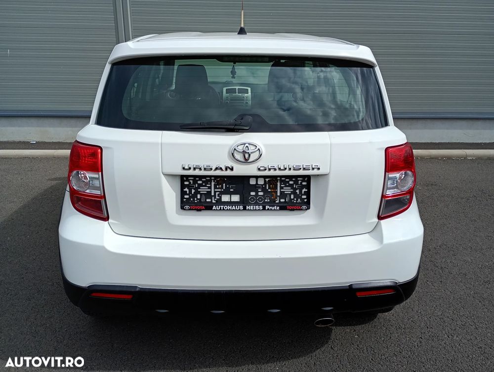 Toyota Urban Cruiser 1.4 AWD DPF Sol - 4