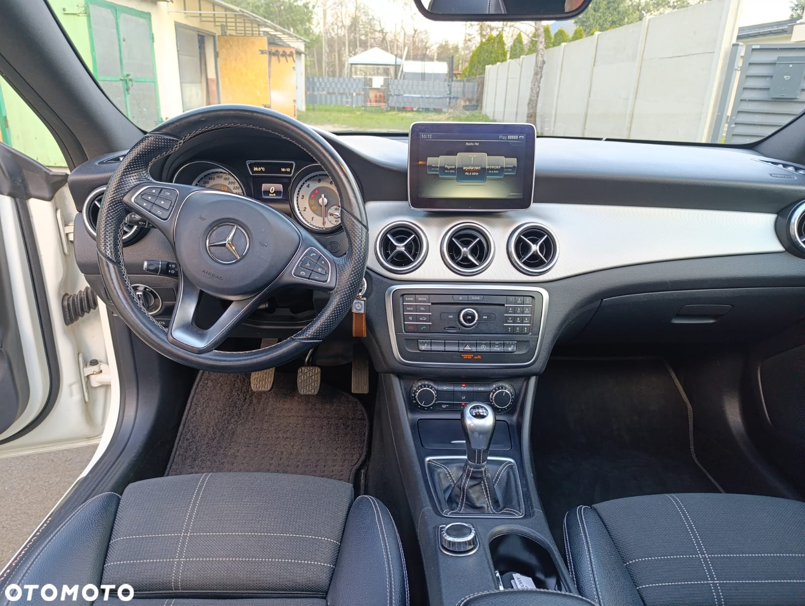 Mercedes-Benz CLA 180 - 9