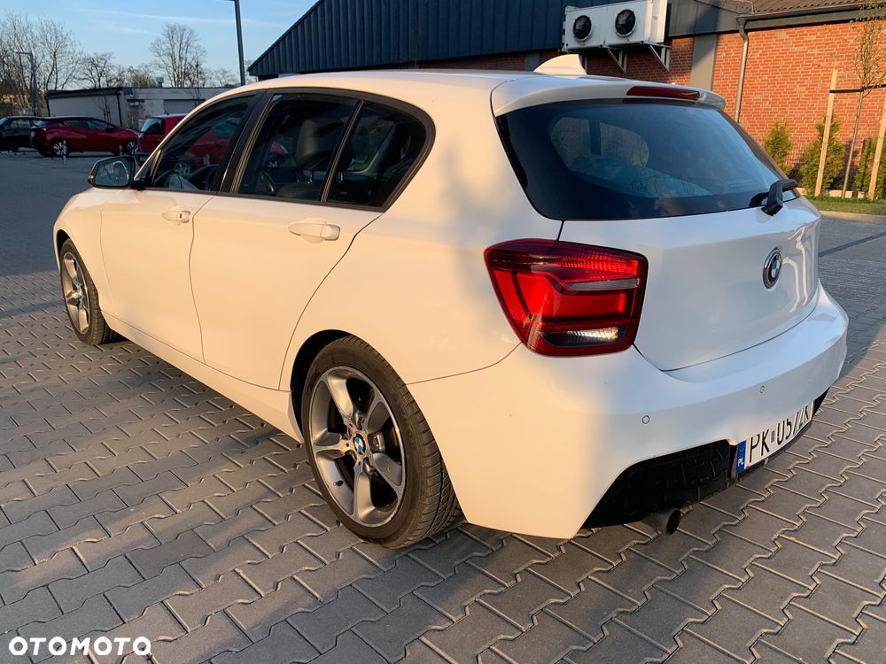 BMW Seria 1 118d Sport Line - 3