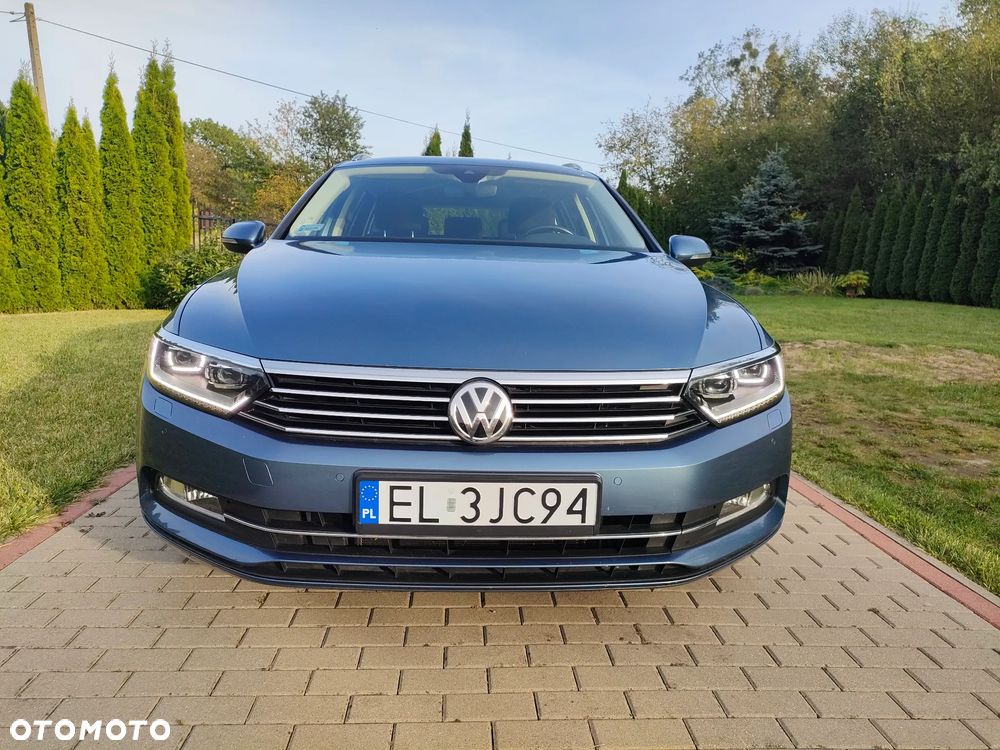 Volkswagen Passat - 11