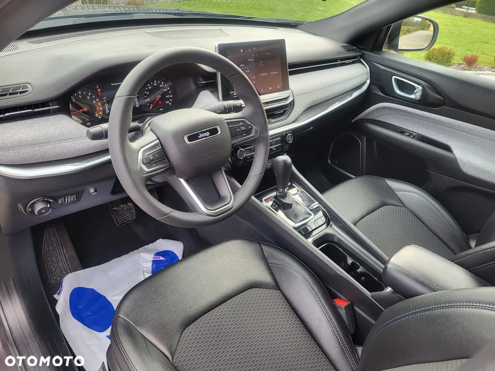 Jeep Compass - 21