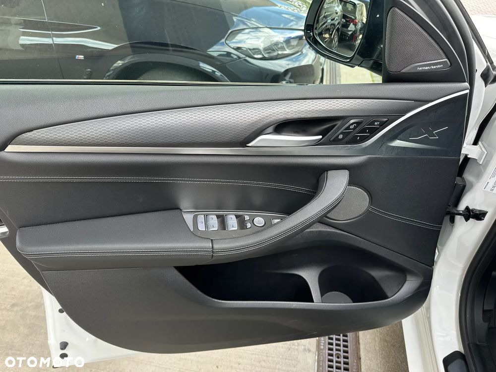 BMW X4 - 12