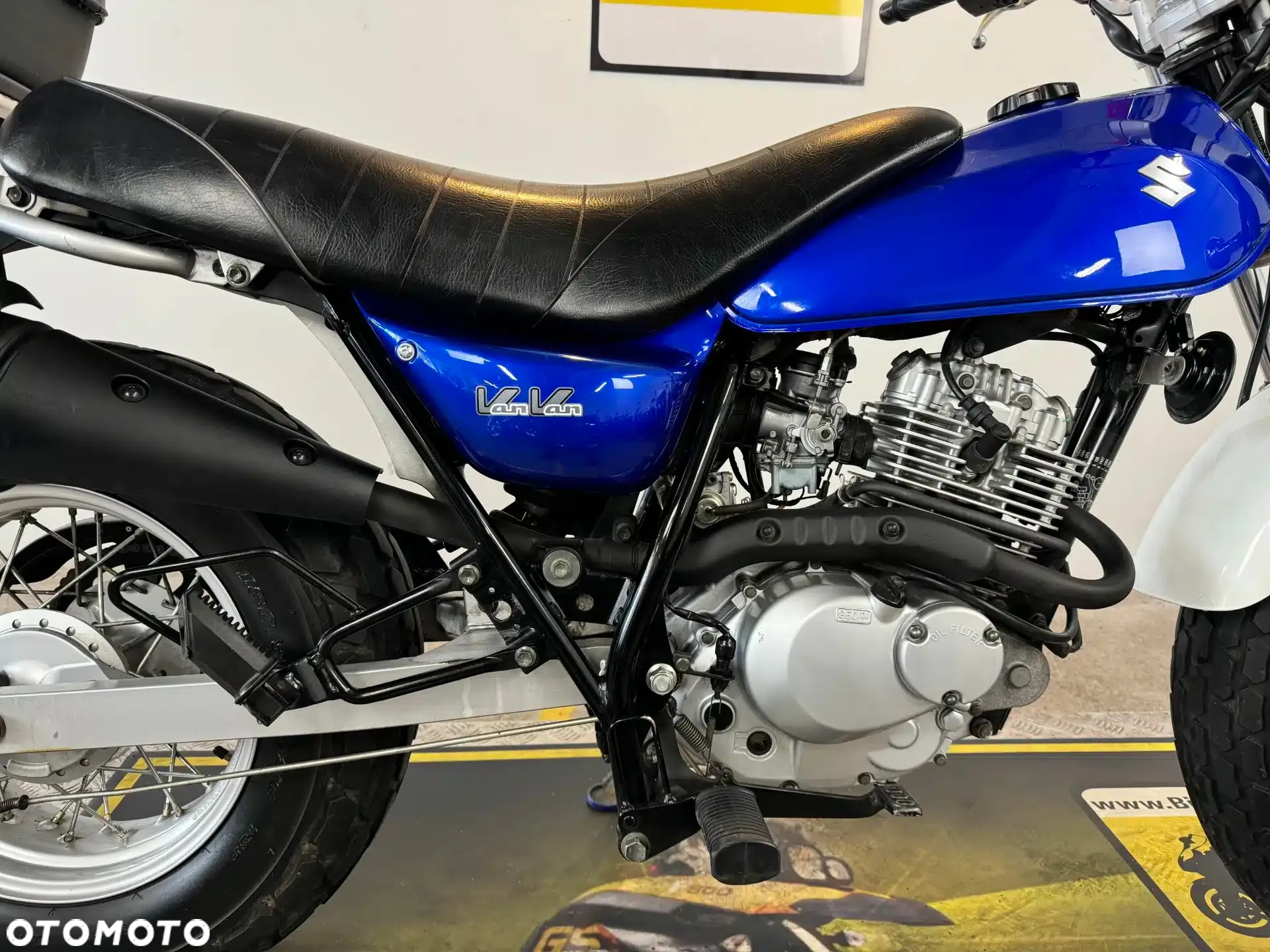 Suzuki RV - 14