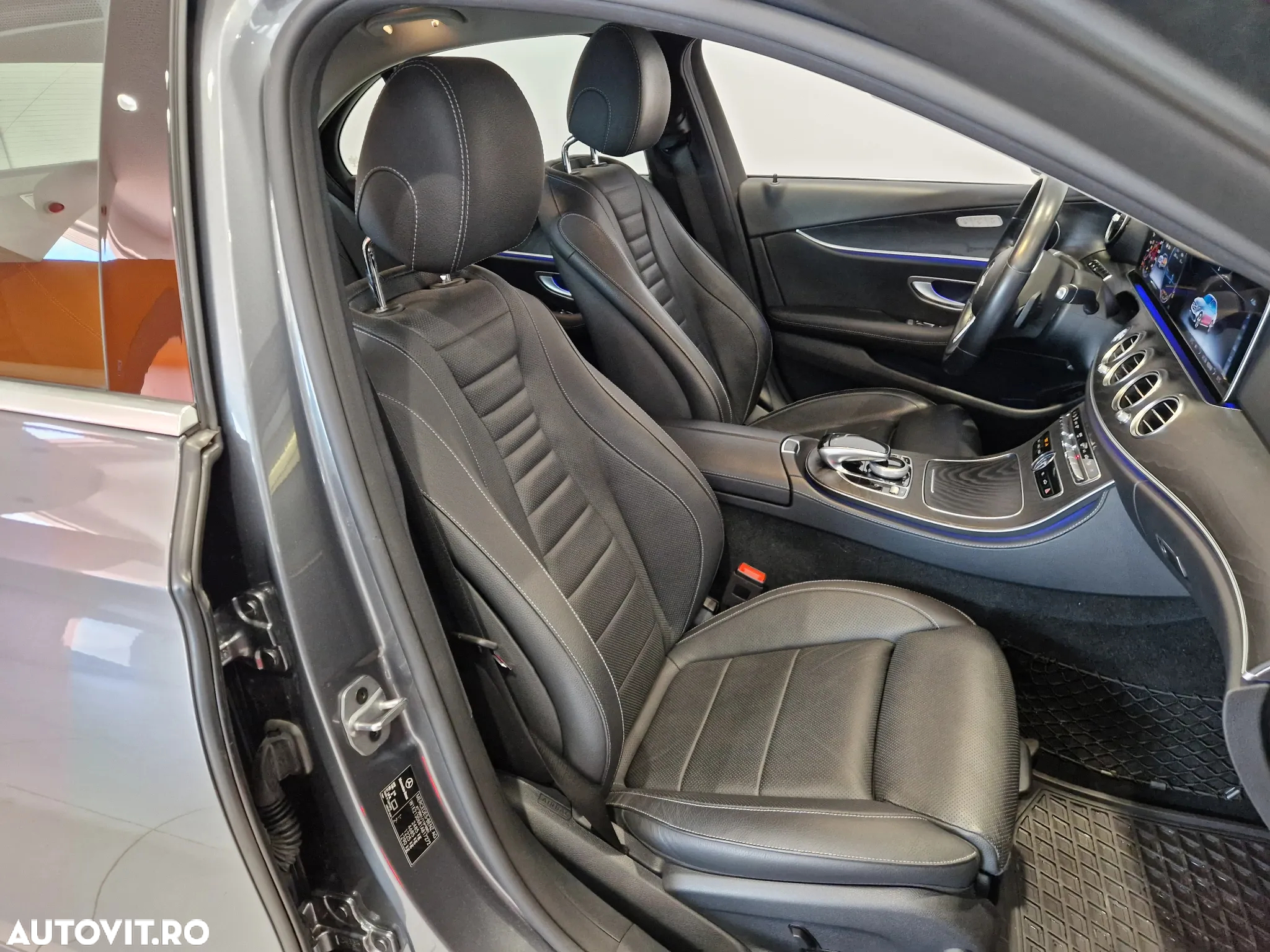 Mercedes-Benz E 450 4MATIC Aut. - 13