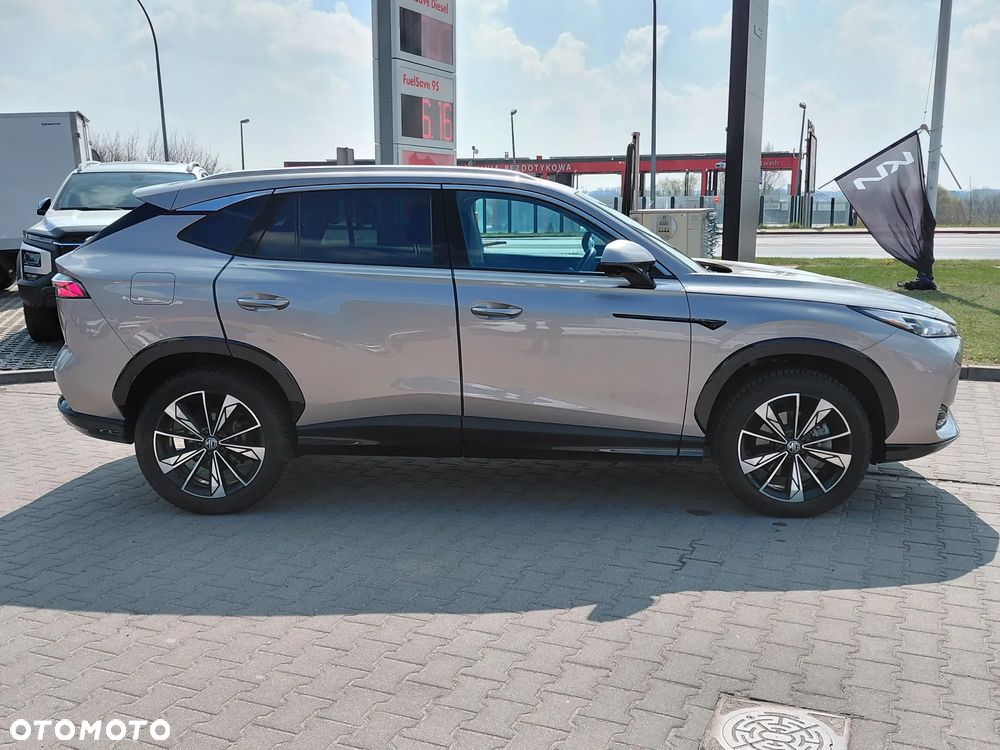 MG HS 1.5 T-GDI Excite DCT - 6