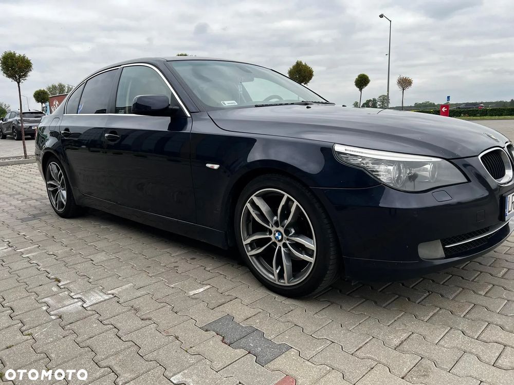 BMW Seria 5 520d Edition Exclusive - 3