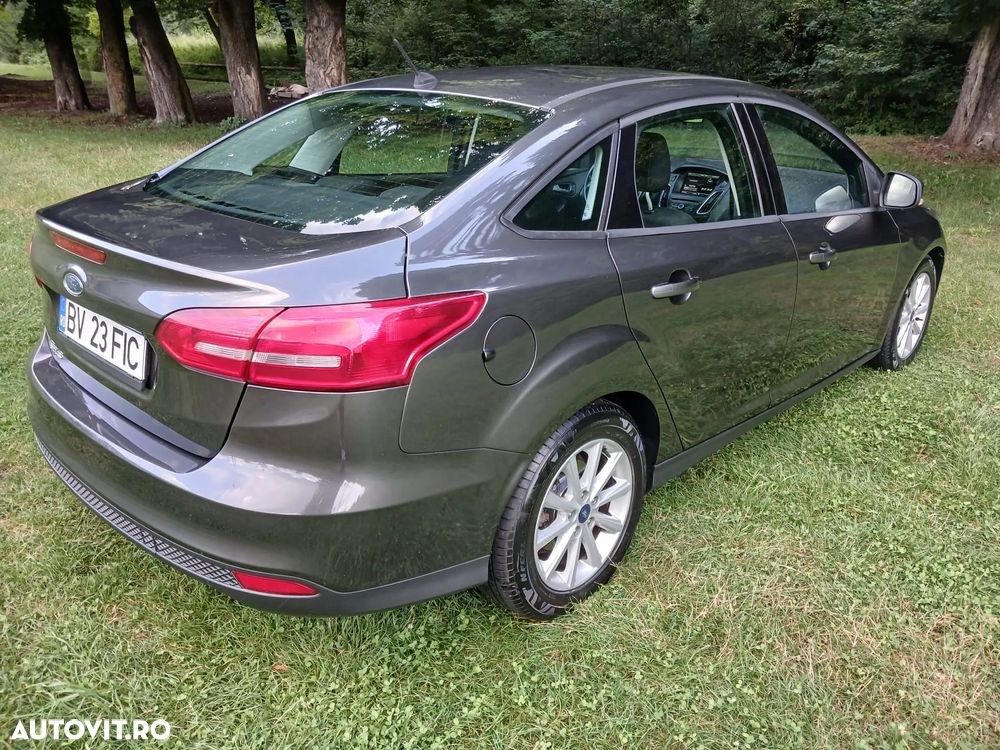 Ford Focus 1.6 TDCi DPF Trend - 4