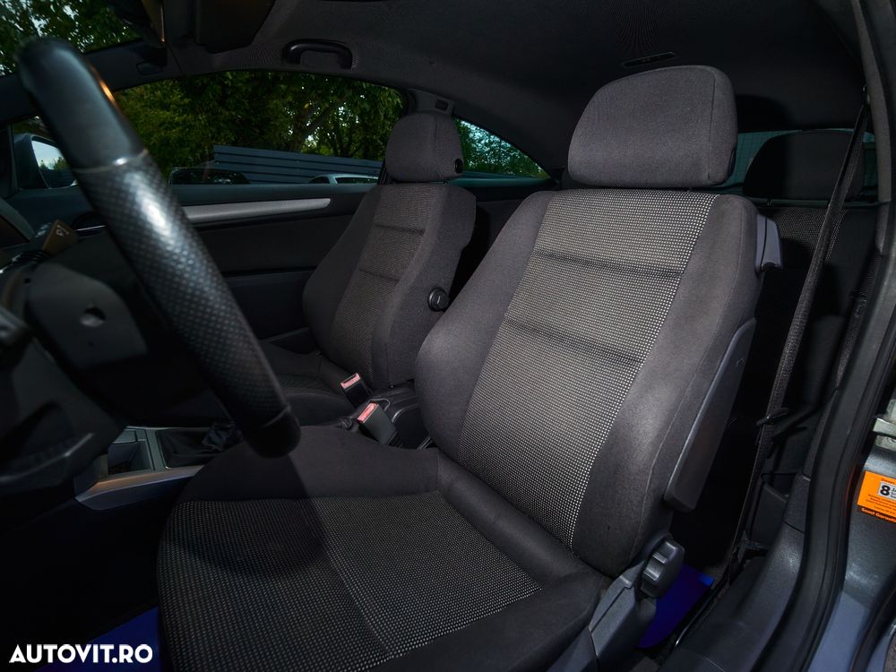 Opel Astra 1.9 CDTI DPF Cosmo - 14