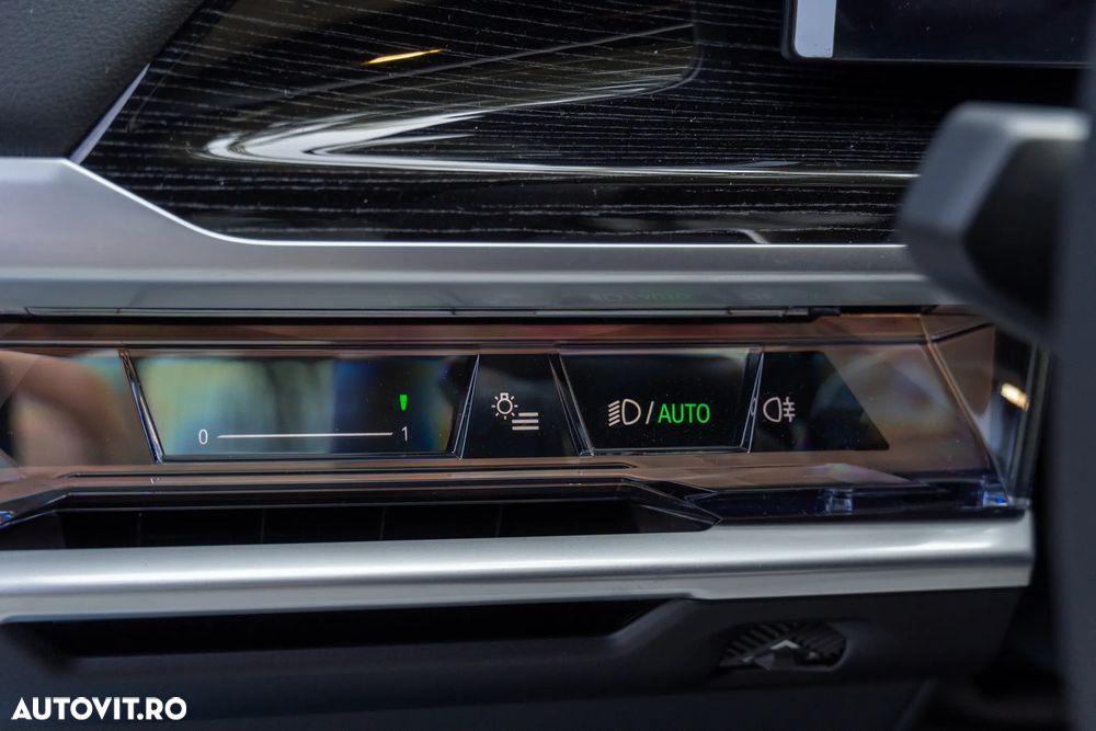 BMW Seria 7 740d xDrive MHEV - 20
