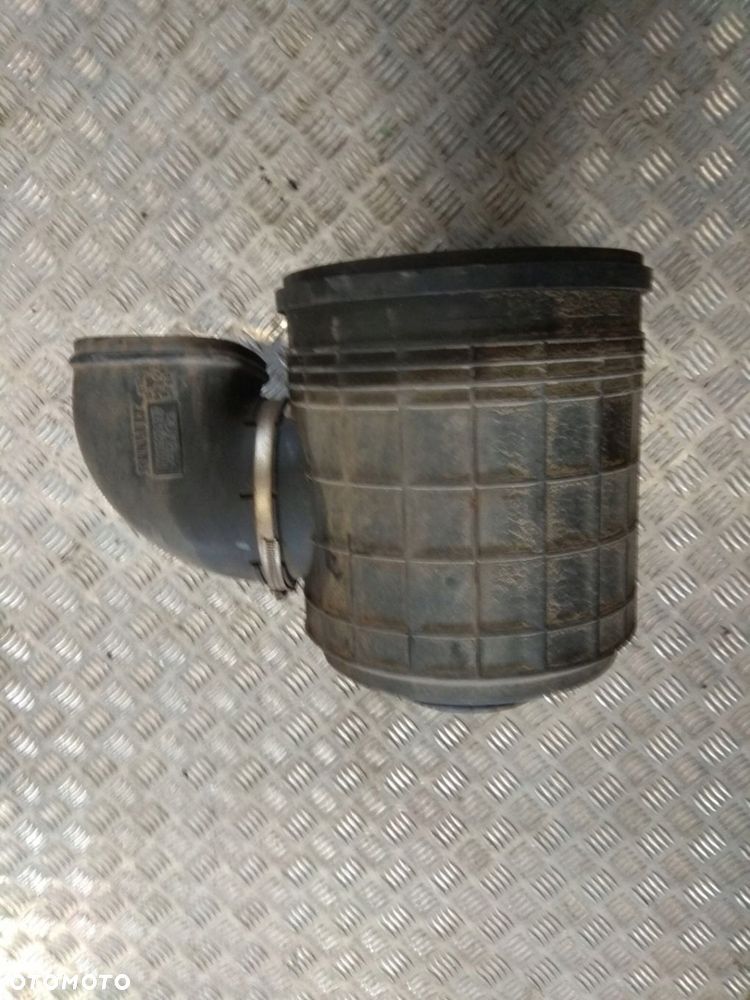 OBUDOWA FILTRA POWIETRZA RENAULT MIDLUM VOLVO FL OE 5010317977 - 2