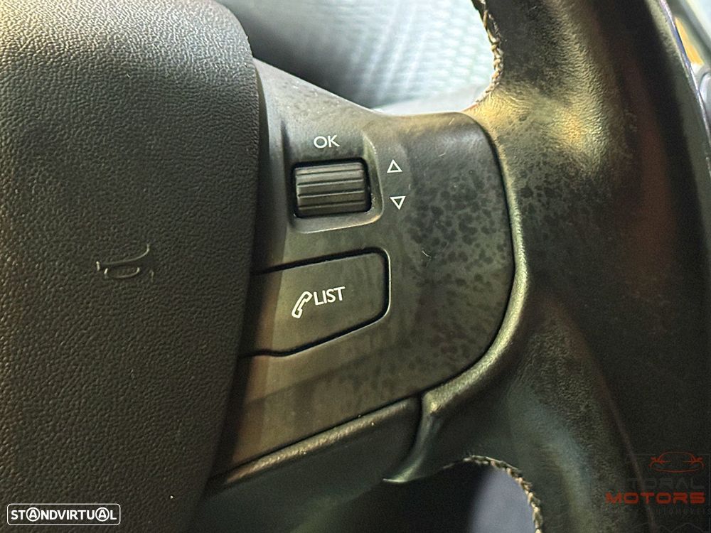 Peugeot 2008 PureTech 130 Allure - 25