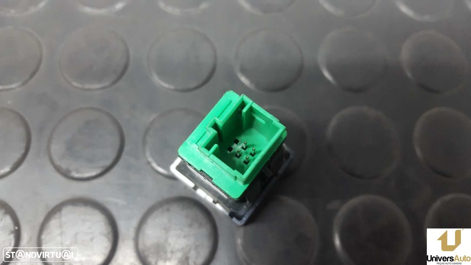 CONTROLE DE BLOQUEIO DE PORTA CITROEN BERLINGO STATION WAGON XTR PLUS - 4