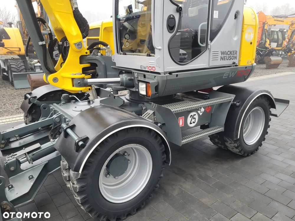 Wacker Neuson EW100 / ROTOTILT / 3 łyżki + widły / model 2020r. / - 8