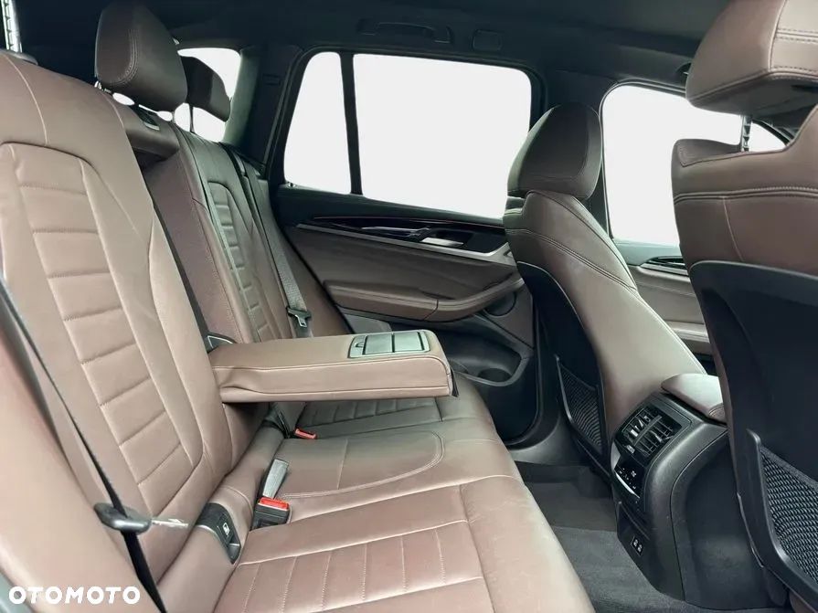 BMW X3 xDrive30i - 24
