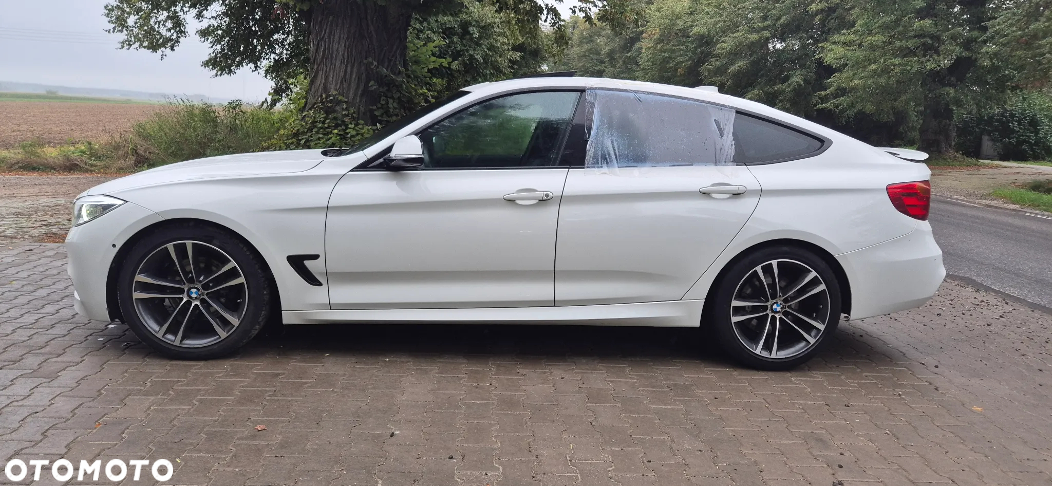 BMW 3GT 330d M Sport - 9
