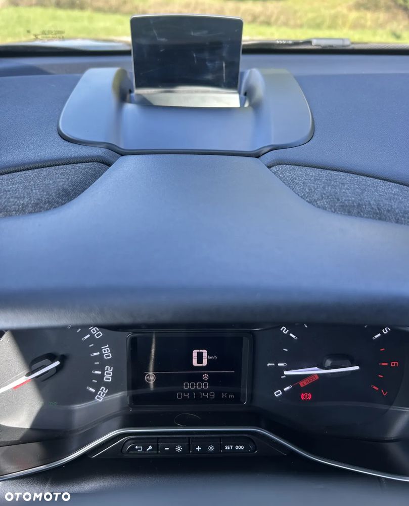 Citroën C3 Aircross 1.2 PureTech Shine S&S - 12