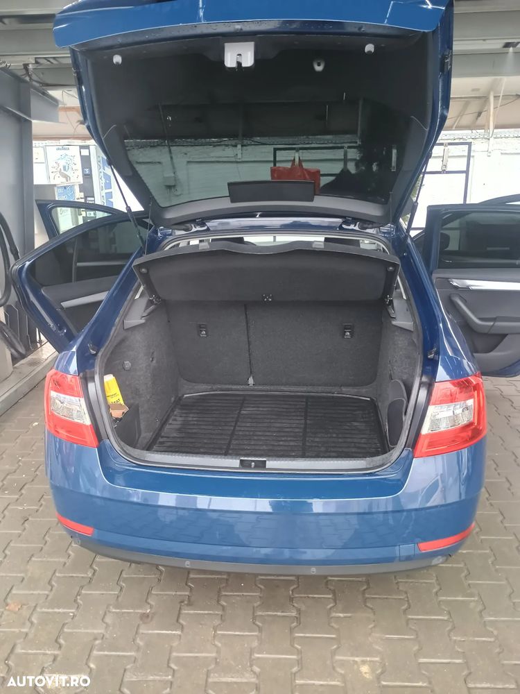 Skoda Octavia Combi 1.0 TSI Active - 9