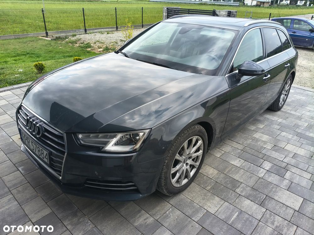 Audi A4 Avant 2.0 TDI S tronic - 1