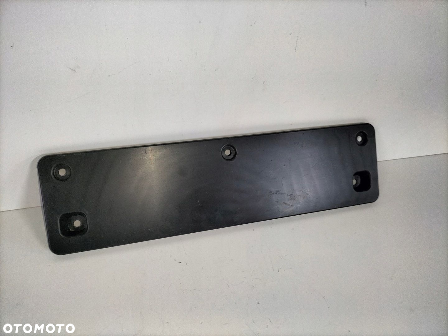 Podkładka pod tablicę rejestracyjną przód VW GOLF VIII 8 LIFT 23- - 2