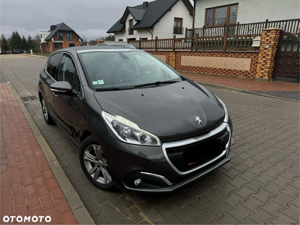 Peugeot 208 PureTech 82 Start & Stop Allure - 2