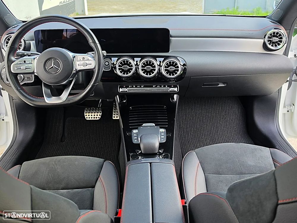 Mercedes-Benz CLA 250 e 8G-DCT AMG Line - 10