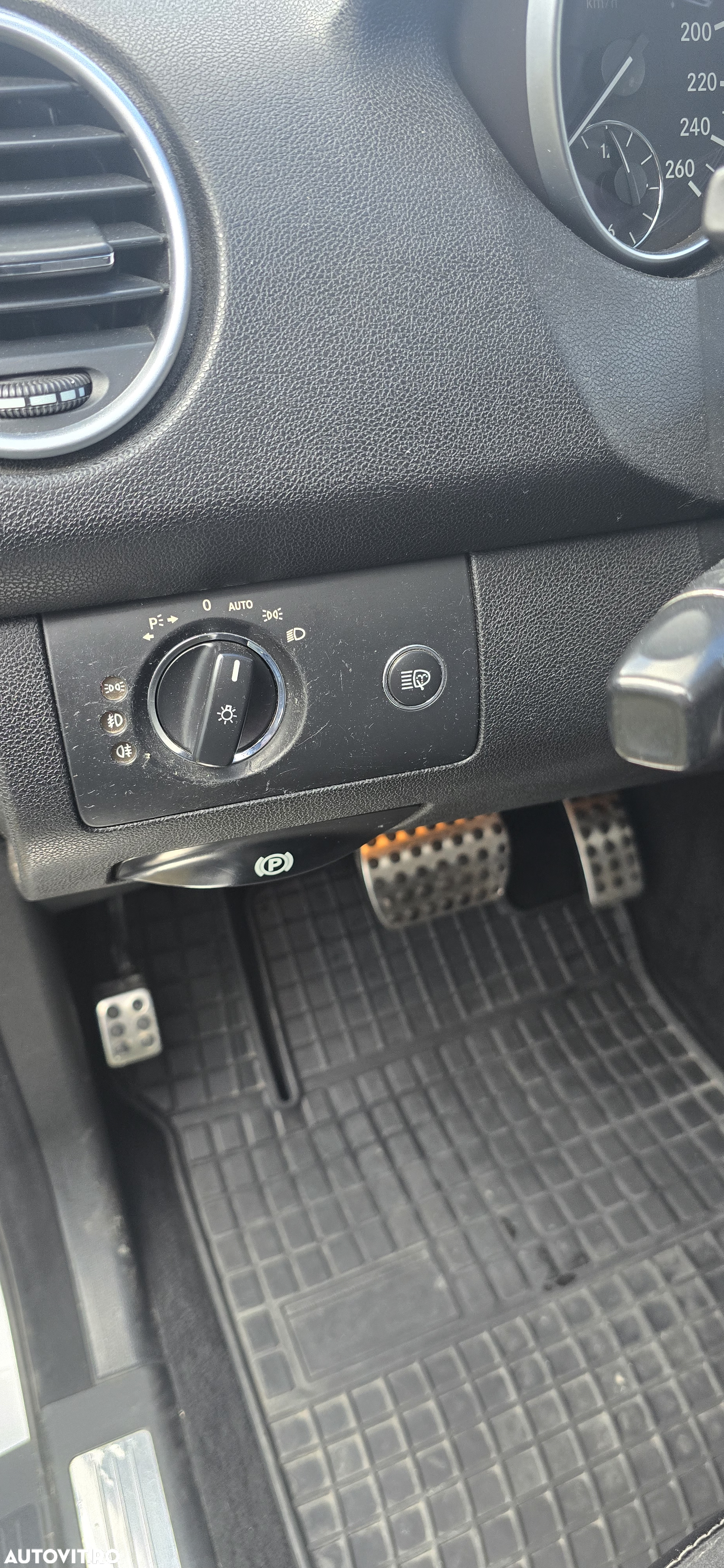 Mercedes-Benz ML - 11