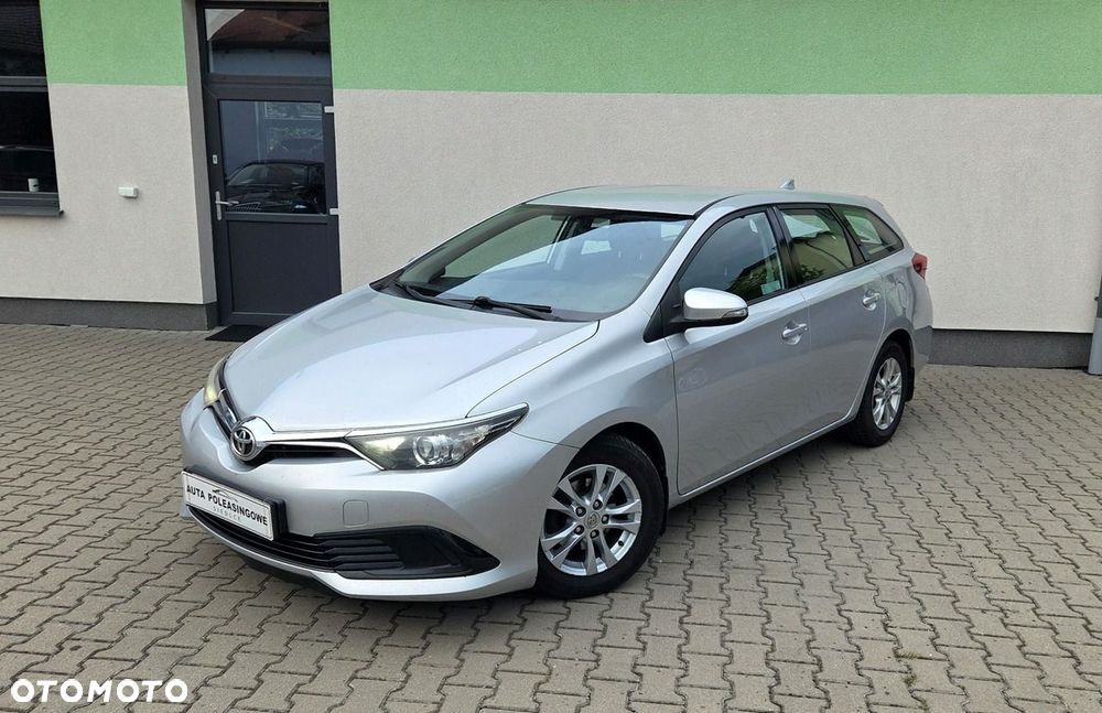 Toyota Auris 1.4 D-4D Active - 2