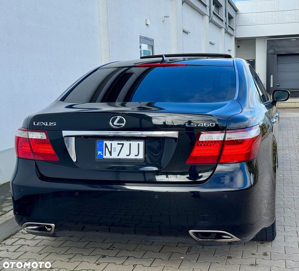 Lexus LS - 26