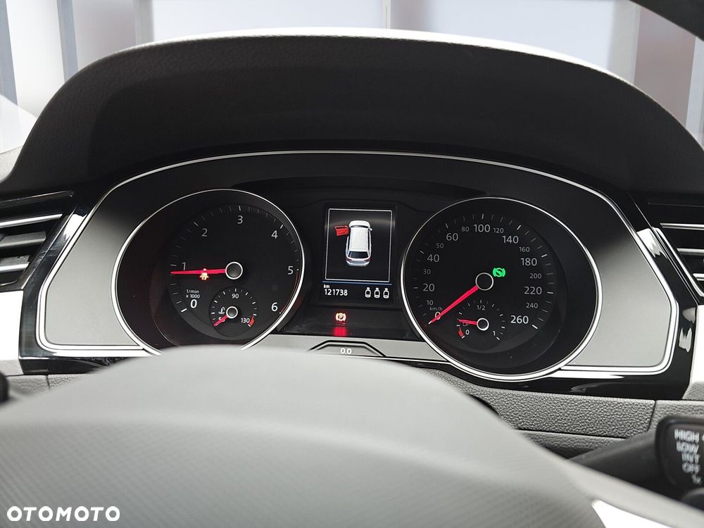 Volkswagen Passat 2.0 TDI EVO Business DSG - 22