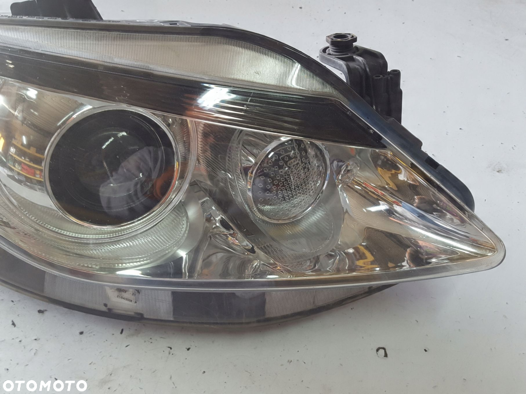 SEAT IBIZA 4 IV 6J FR 08-12r LAMPA XENON PRAWA PRZÓD ANGLIK - 2