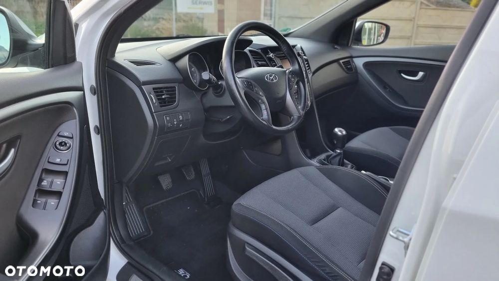 Hyundai i30 1.4 Style - 11