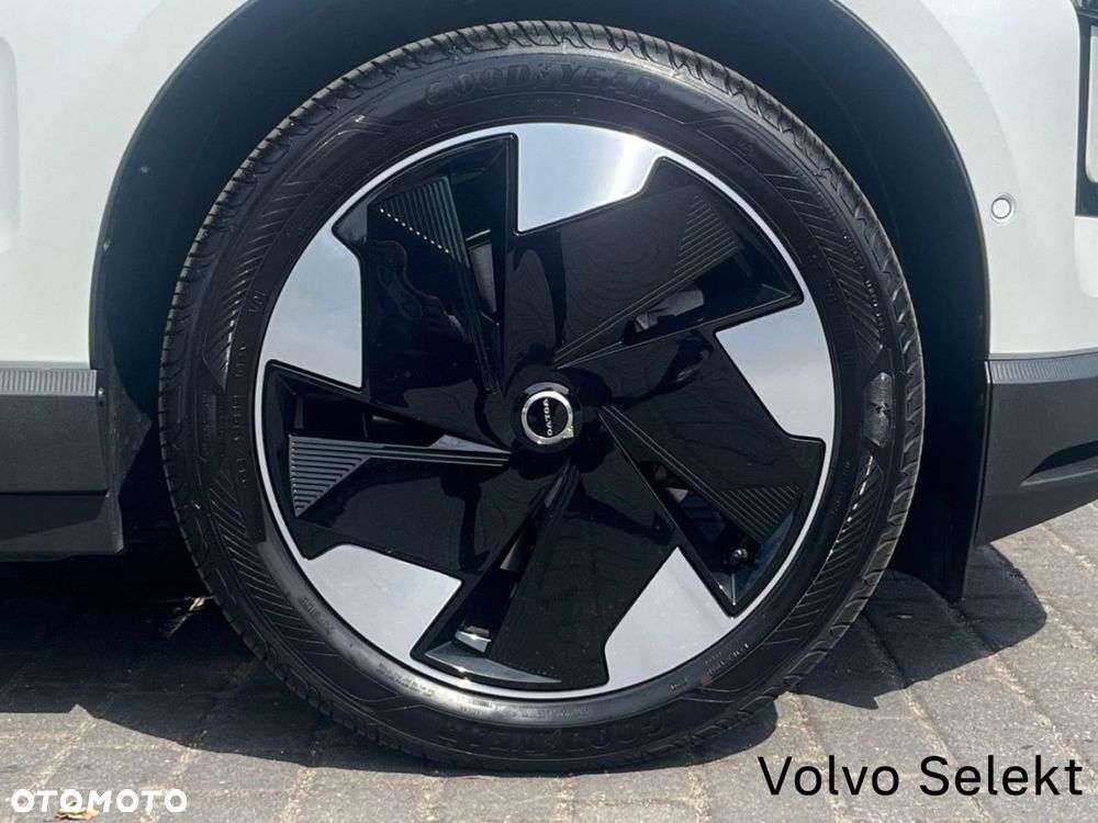 Volvo EX30 - 11