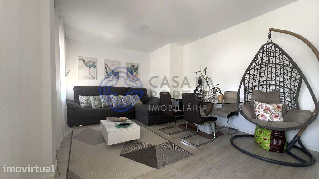 T2 Renovado e Mobilado no Coração do Miratejo – Conforto Moderno com T - Grande imagem: 2/27
