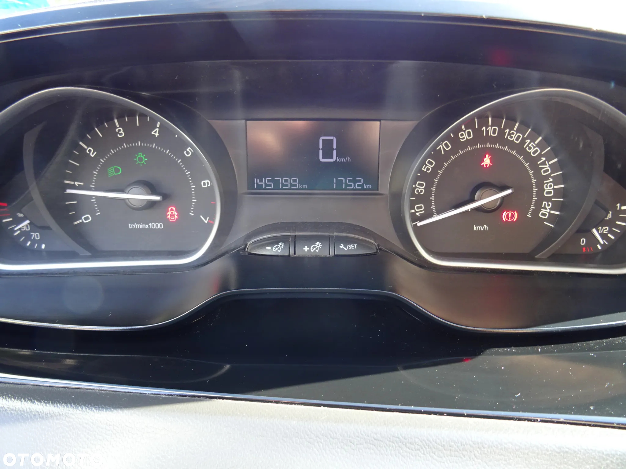 Peugeot 208 PureTech 68 Active - 28