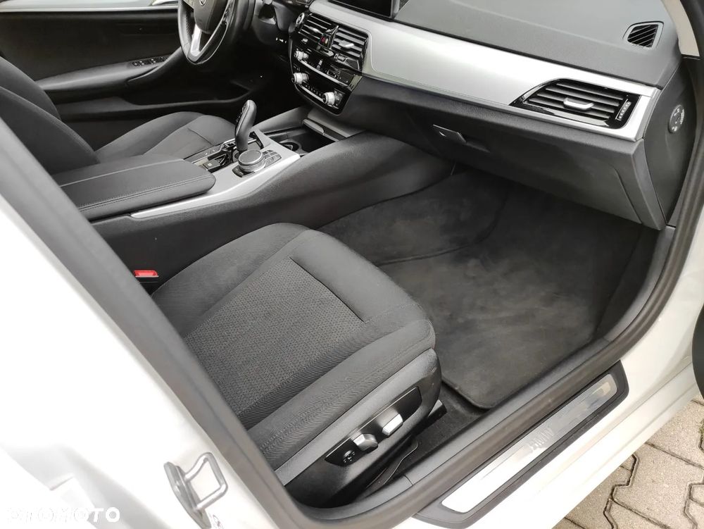 BMW Seria 5 - 14