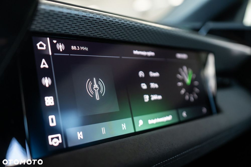 Audi A6 Avant e-tron - 25
